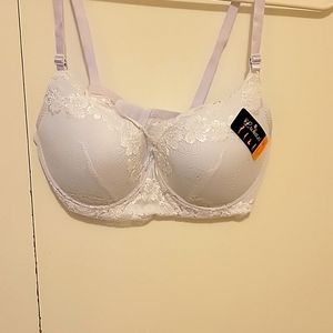 Lukasi lace underwire bra size 40C